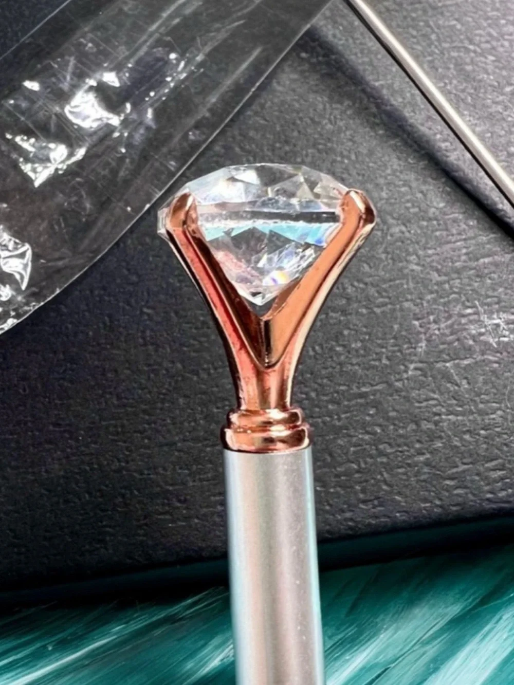 Diamond Top Metal Ballpoint Pen Silver Rose Gold Refillable Black Ink